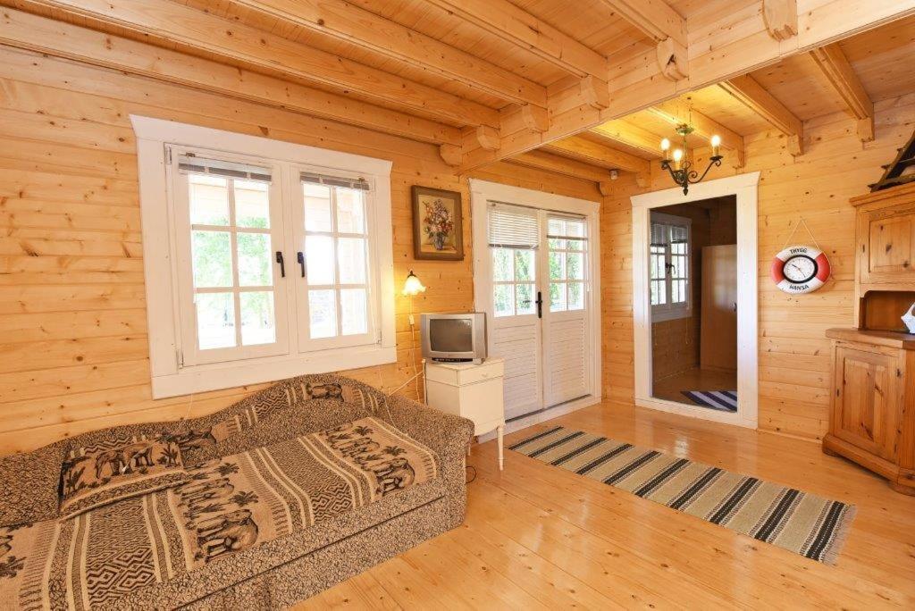 Judbidzi Apartment Pape Bagian luar foto